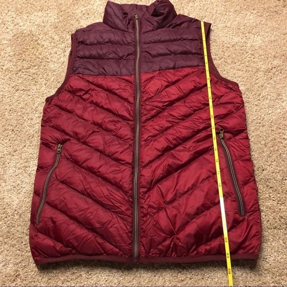 RED CAMEL WOMENS QUILTED RED VEST SIZE SMALL EUC - Picture 5 of 8